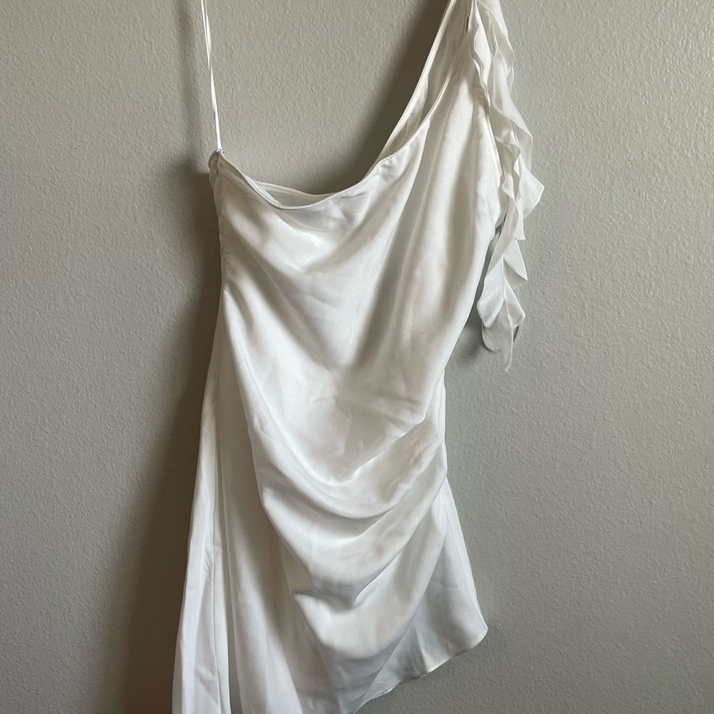 SELFIE LESLIE WHITE MINI DRESS